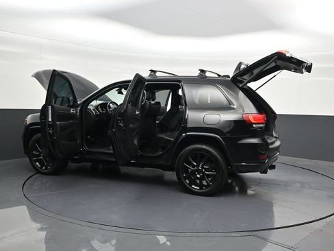 Used 2021 Jeep Grand Cherokee Laredo X RWD image 36