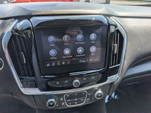 Used 2022 Chevrolet Traverse LT AWD/4WD image 28