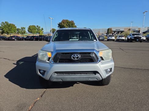 Used 2012 Toyota Tacoma 4x4 Access Cab V6 w/ TRD Off-Road Pkg image 14
