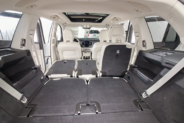 Used 2023 Volvo XC90 B6 Plus w/ Protection Package Premier AWD/4WD image 30
