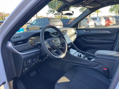 New 2026 Jeep Grand Cherokee L Laredo AWD/4WD image 6