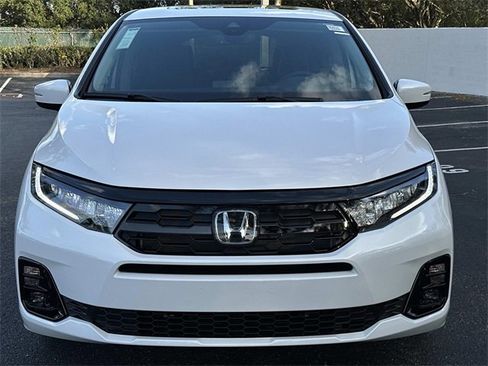 New 2026 Honda Odyssey Elite image 8