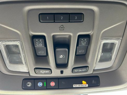 Used 2019 GMC Sierra 1500 Denali w/ Technology Package AWD/4WD image 35