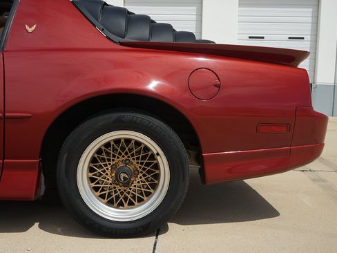 Used 1987 Pontiac Firebird Trans Am image 37
