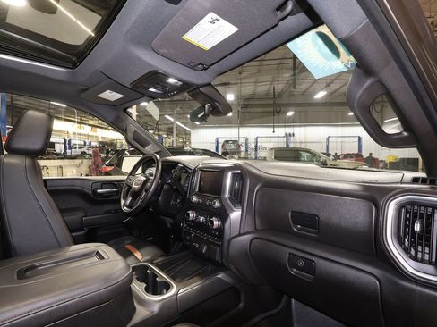 Used 2019 GMC Sierra 1500 AT4 w/ AT4 Premium Package image 30