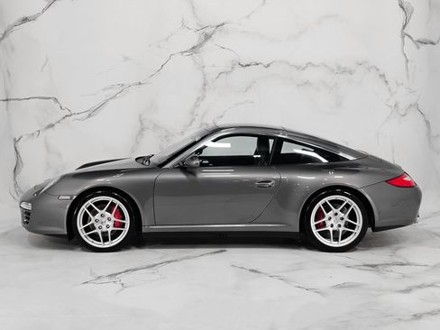 Used 2011 Porsche 911 Targa 4S image 8