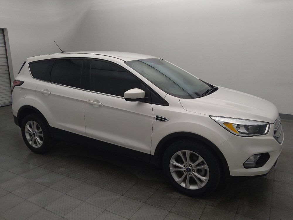 Used 2017 Ford Escape SE FWD image 11