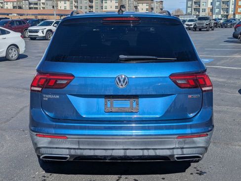 Used 2019 Volkswagen Tiguan SE w/ Panoramic Sunroof Package image 6