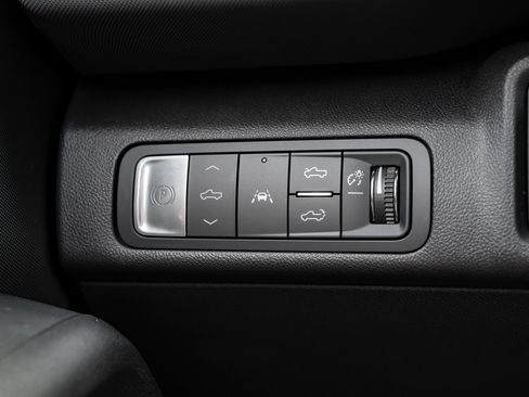 New 2024 Chevrolet Silverado EV RST image 26