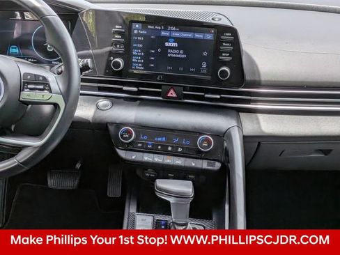 Used 2021 Hyundai Elantra SEL w/ Convenience Package FWD image 15