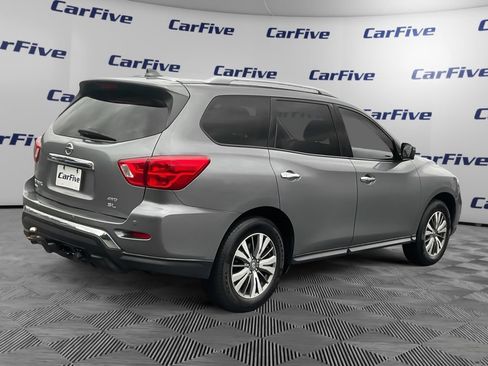 Used 2020 Nissan Pathfinder SL AWD/4WD image 6