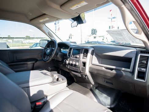 Used 2017 RAM 1500 Tradesman w/ Chrome Appearance Group image 18