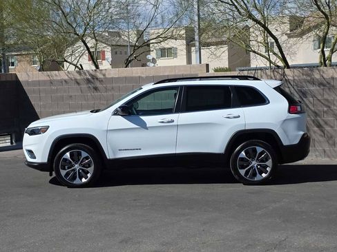 Used 2022 Jeep Cherokee Limited w/ Elite Package image 6