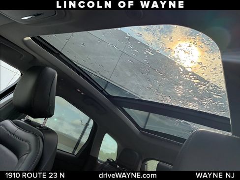 Certified 2022 Lincoln Corsair AWD w/ Premium Package image 15
