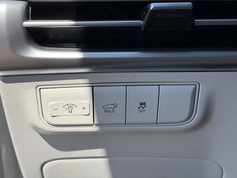 Certified 2025 Hyundai Tucson SEL image 19