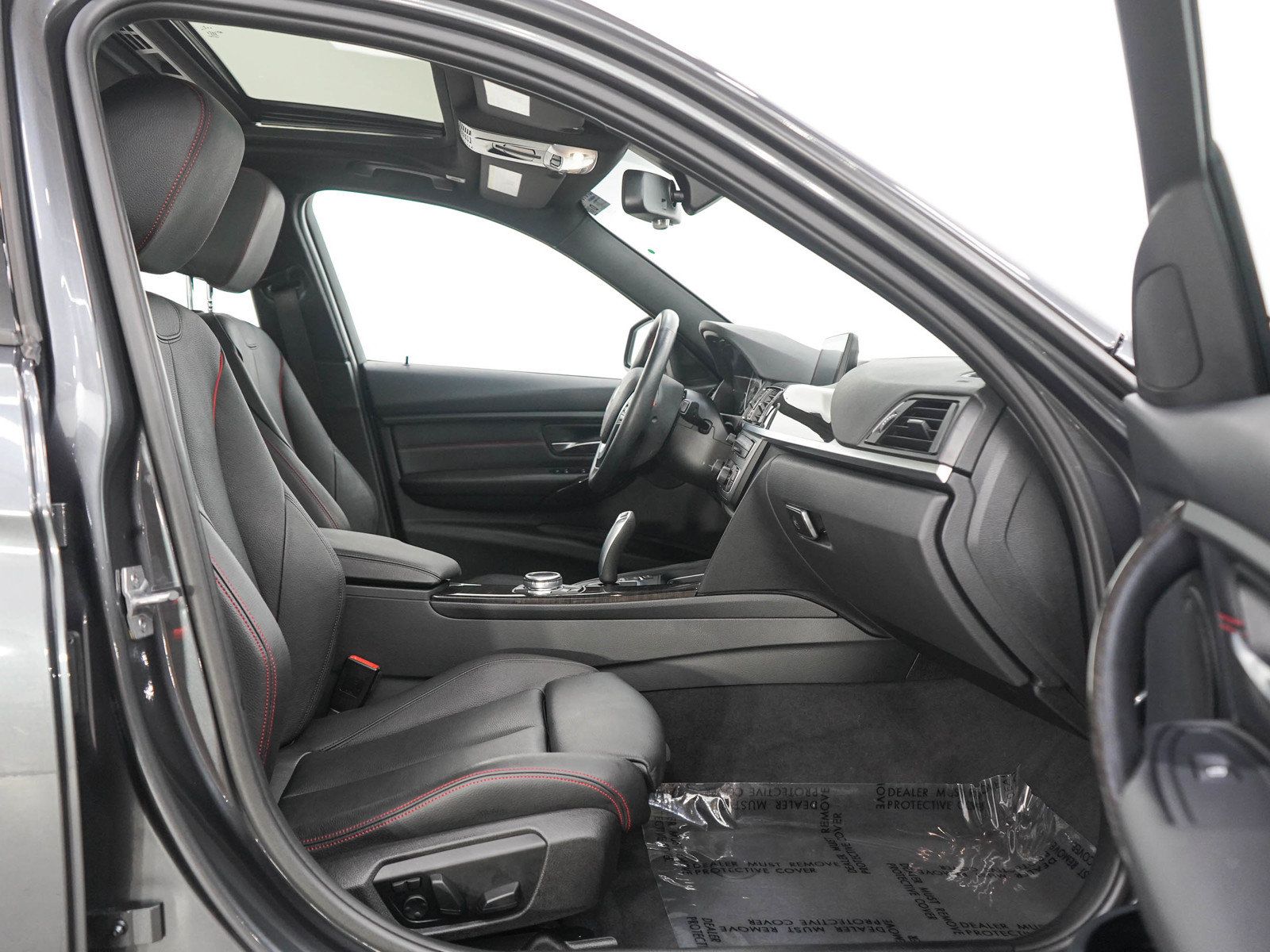 Used 2014 BMW 328i xDrive Sedan AWD/4WD image 11
