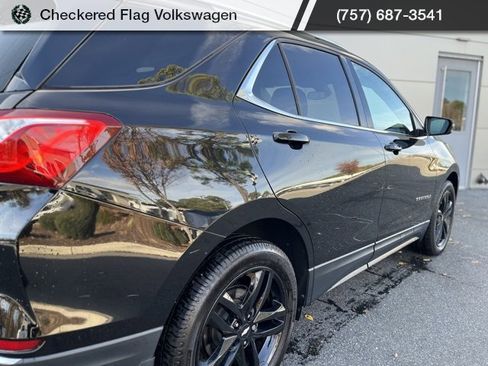 Used 2020 Chevrolet Equinox LT w/ Midnight Edition image 8