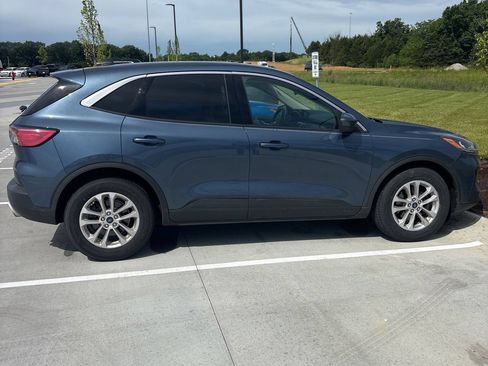 Used 2020 Ford Escape SE FWD image 4