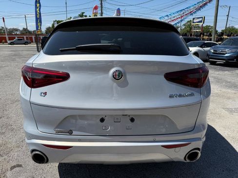 Used 2020 Alfa Romeo Stelvio Ti image 6