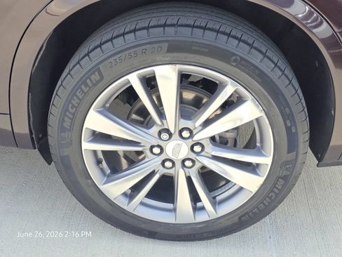 Used 2020 Cadillac XT6 Premium Luxury FWD image 12