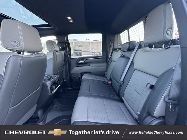 Used 2026 Chevrolet Silverado 2500 ZR2 AWD/4WD image 30