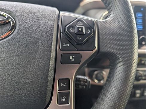 Used 2018 Toyota Tacoma Limited RWD image 14