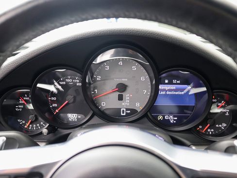 Used 2019 Porsche 911 Carrera S RWD image 28