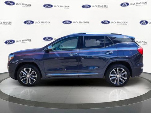 Used 2019 GMC Terrain Denali w/ Advanced Safety Package AWD/4WD image 2