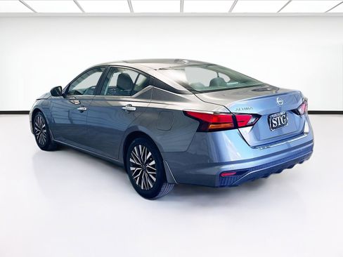 Used 2023 Nissan Altima 2.5 SV image 6