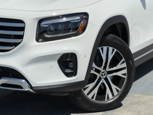 New 2026 Mercedes-Benz GLB 250 4MATIC image 4