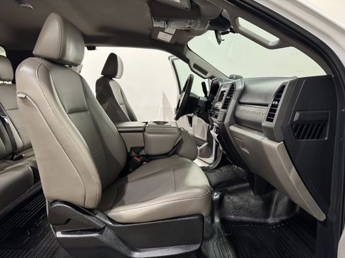 Used 2020 Ford F250 XL w/ Power Equipment Group image 14