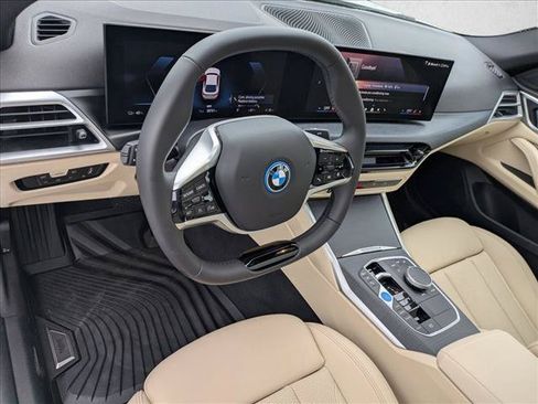 Used 2025 BMW i4 eDrive40 w/ M Sport Package RWD image 10