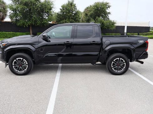 Certified 2025 Toyota Tacoma TRD Sport RWD image 12