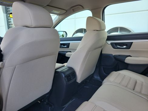 Used 2018 Honda CR-V LX image 14