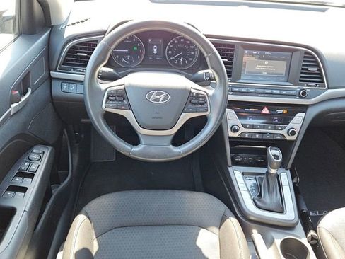 Used 2018 Hyundai Elantra Value Edition image 12