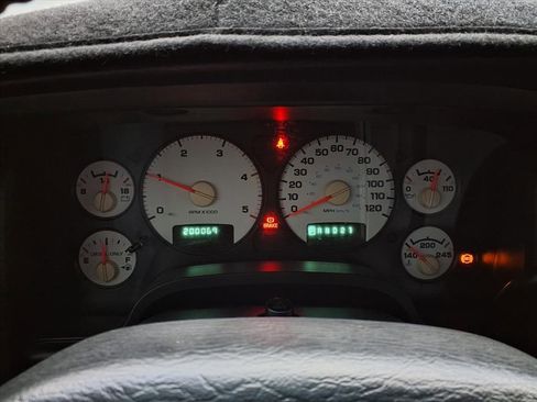 Used 2003 Dodge Ram 2500 Truck SLT image 2