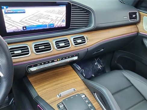 Used 2025 Mercedes-Benz GLS 450 GLS 450 image 47