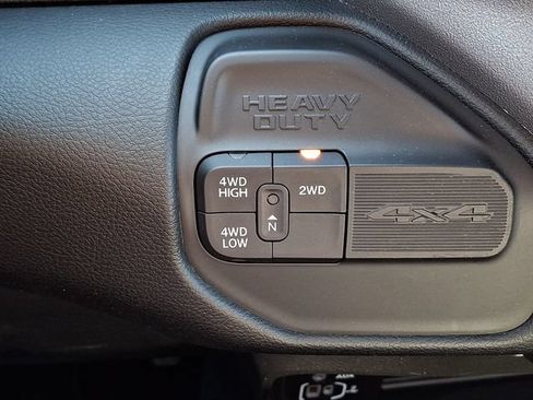 Used 2024 RAM 2500 Big Horn AWD/4WD image 23