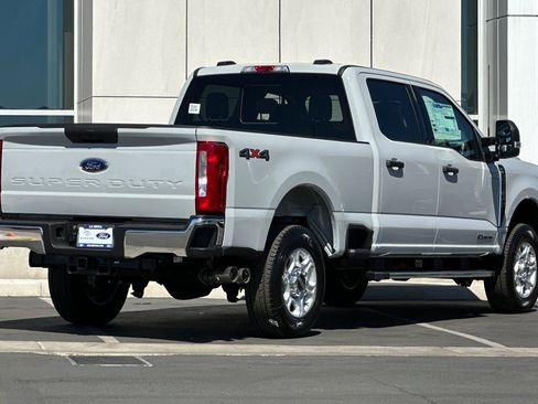 New 2026 Ford F250 XLT w/ F-250 >10K GVWR Package image 3