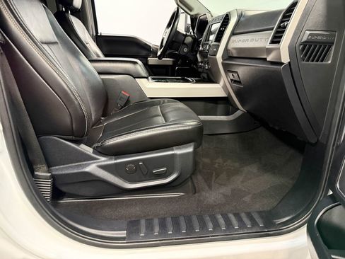 Used 2020 Ford F250 Lariat w/ FX4 Off-Road Package image 64