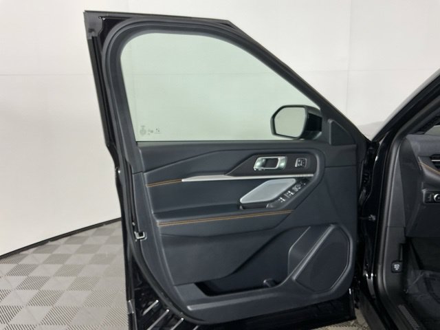 Used 2026 Ford Explorer Tremor w/ Tremor Ultimate Package AWD/4WD image 15