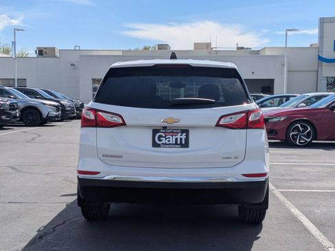 Used 2021 Chevrolet Equinox LT AWD/4WD image 7