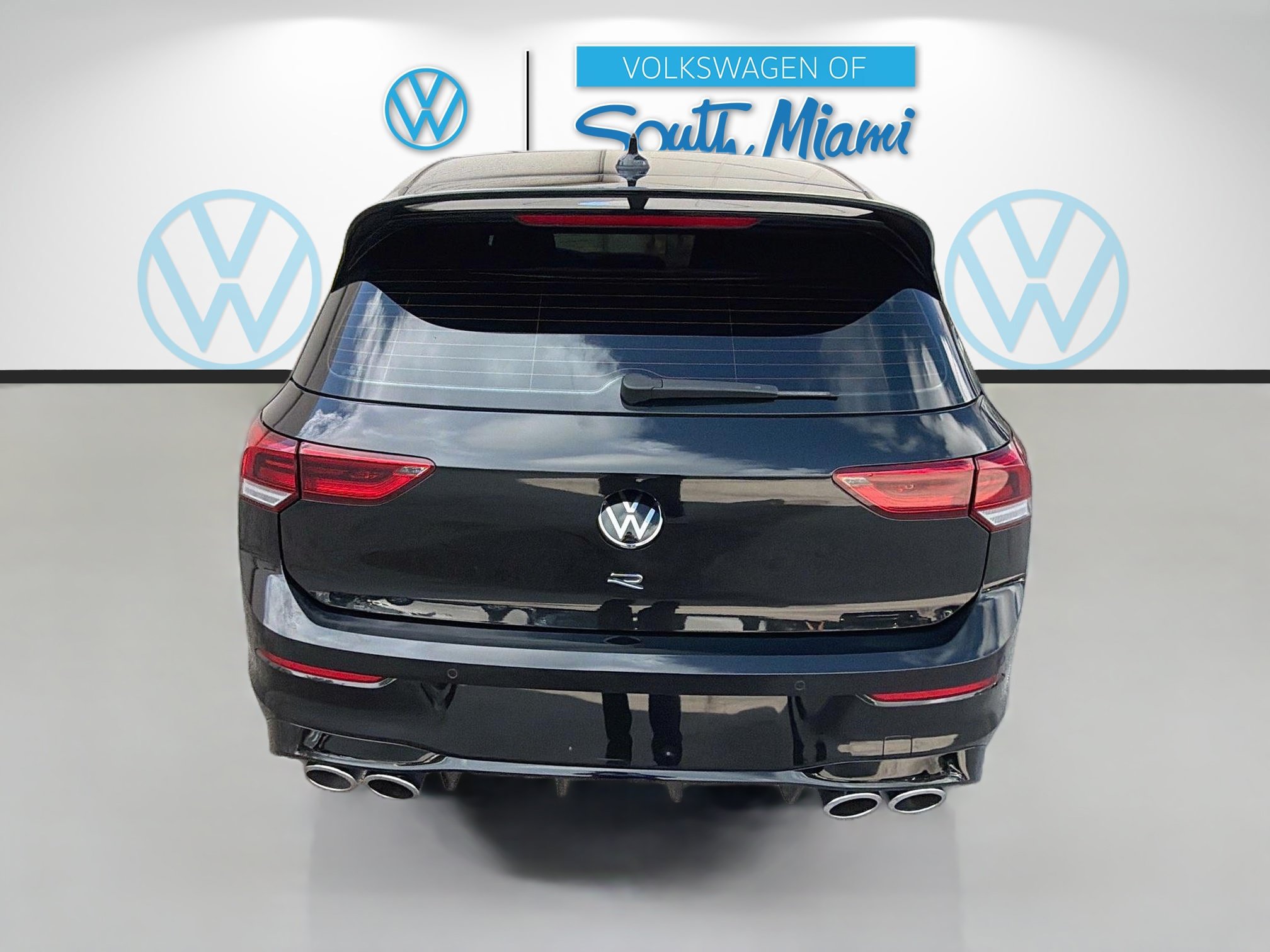 Used 2024 Volkswagen Golf R AWD/4WD image 27
