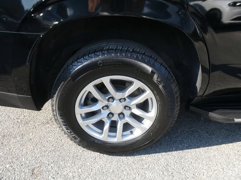 Used 2021 Chevrolet Tahoe LT AWD/4WD image 34