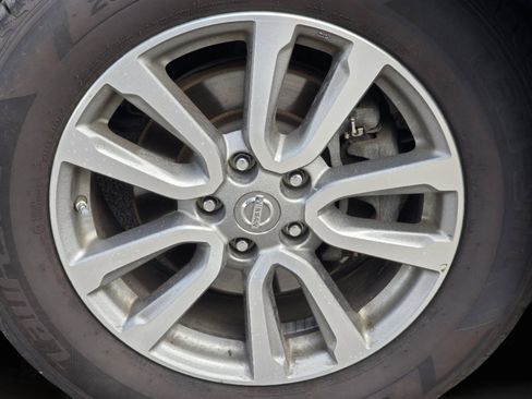 Used 2016 Nissan Pathfinder SV AWD/4WD image 22