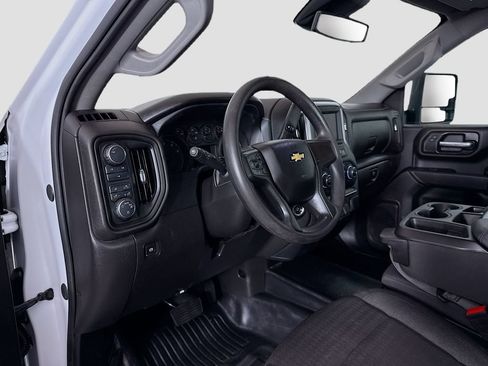 Used 2024 Chevrolet Silverado 2500 W/T w/ WT Convenience Package AWD/4WD image 9