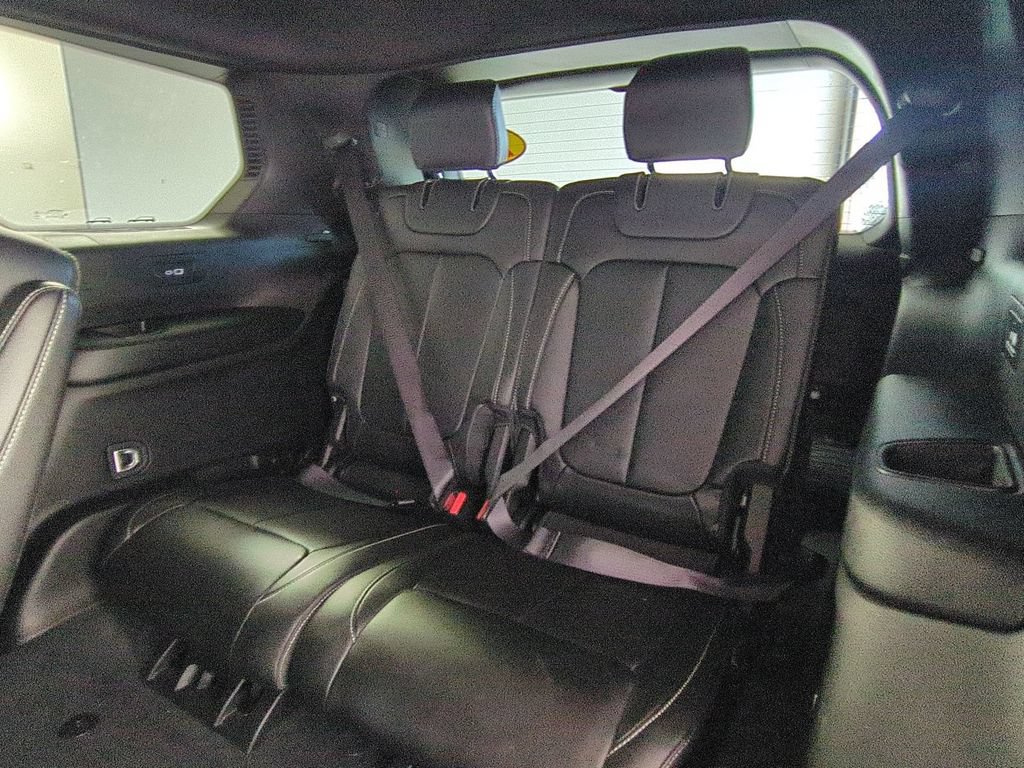 Used 2025 Jeep Grand Cherokee L Limited w/ Trailer Tow Package RWD image 16