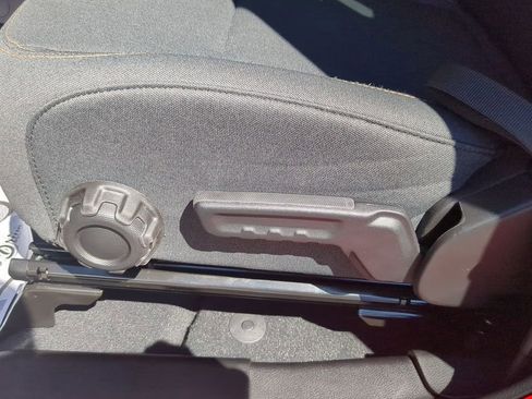 New 2025 Jeep Gladiator Sport image 11