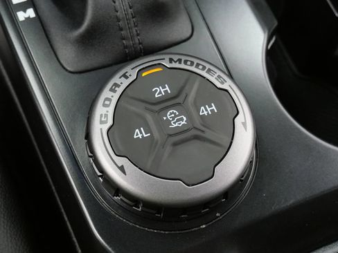 Used 2025 Ford Bronco Outer Banks AWD/4WD image 30