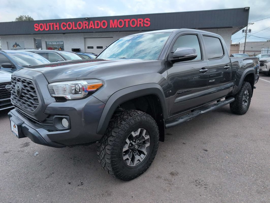 Used 2020 Toyota Tacoma TRD Off-Road w/ Technology Package AWD/4WD image 3